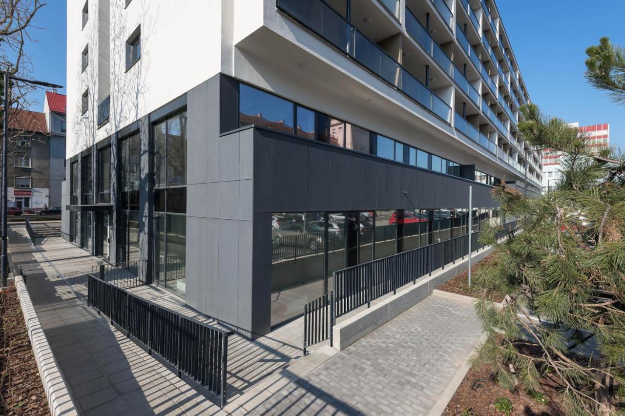 Central Point By Zoom Apartments Bratislava Eksteriør bilde